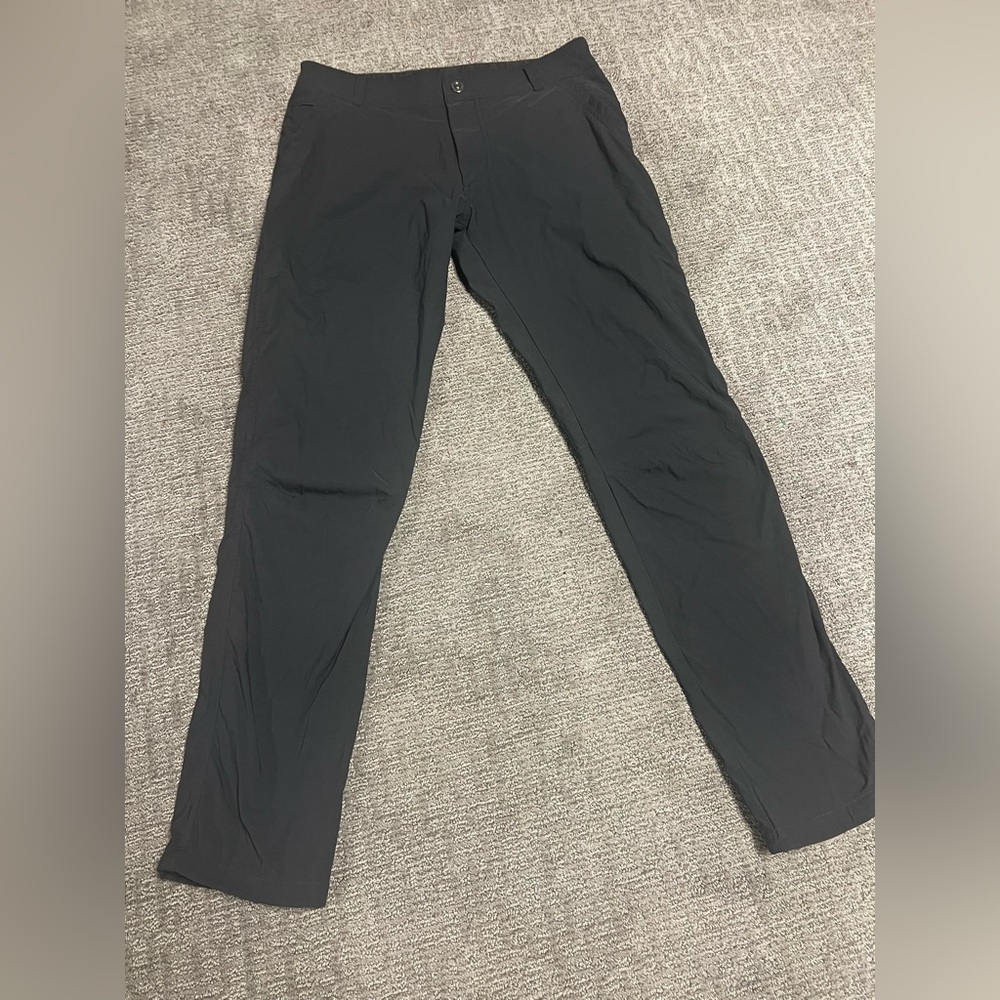 Charcoal Kuhl men's pants size 34x34 outdoor hiking born in the mountains